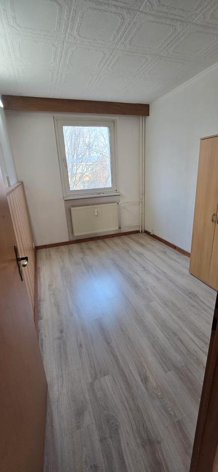 Thumbnail-Schöne 3-Zimmer-Wohnung in Halle mit super Verkehrsanbindung
