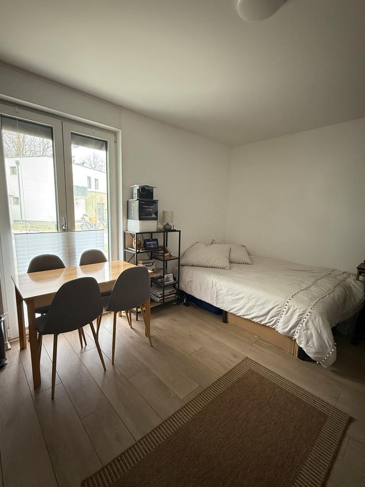 Thumbnail-UNTERMIETE 1-Zimmer Wohnung – 03. Mai bis 30. August