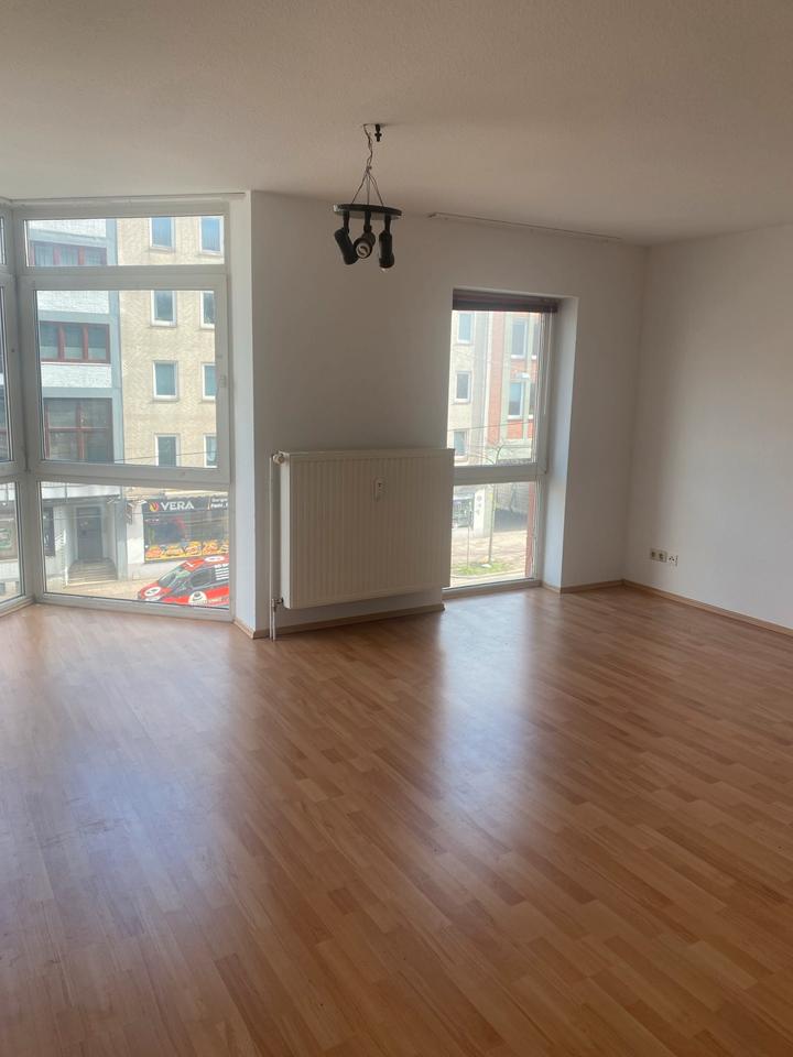 Thumbnail-1 Zimmer Wohnung ab sofort frei