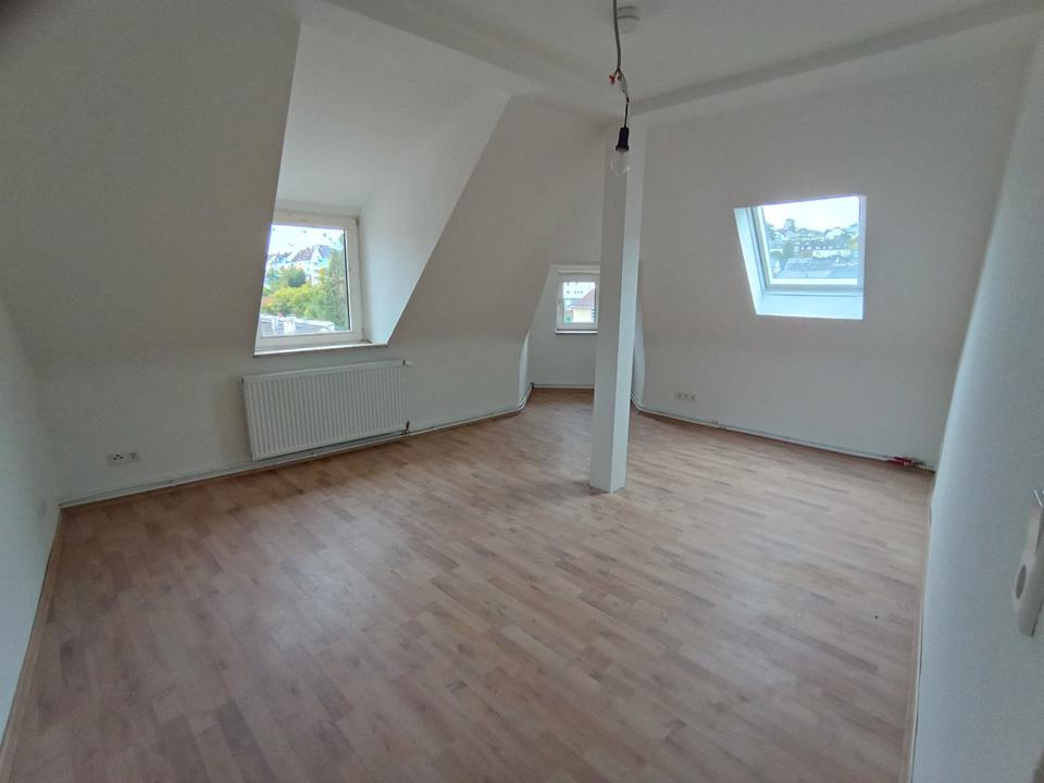 Thumbnail-renovierte Dachgeschoß-Wohnung über den Dächern von Hagen