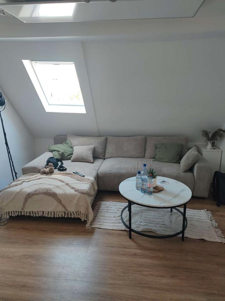 Thumbnail-Gemütliche DG Wohnung in Niederlosheim