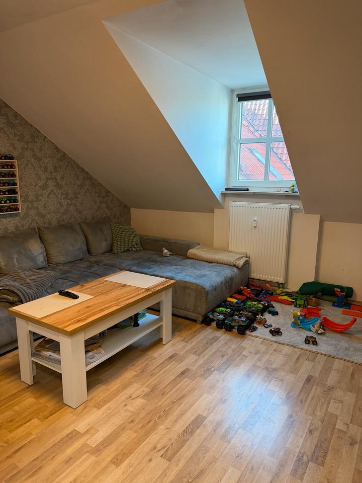 Thumbnail-3-Raum Wohnung Dachgeschoss