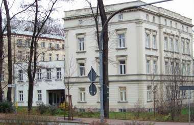 Thumbnail-4 3 1,5 und 1 Raumwohnungen, z.B. 4 Raum WE 16 127,07 m² KM 241,20€