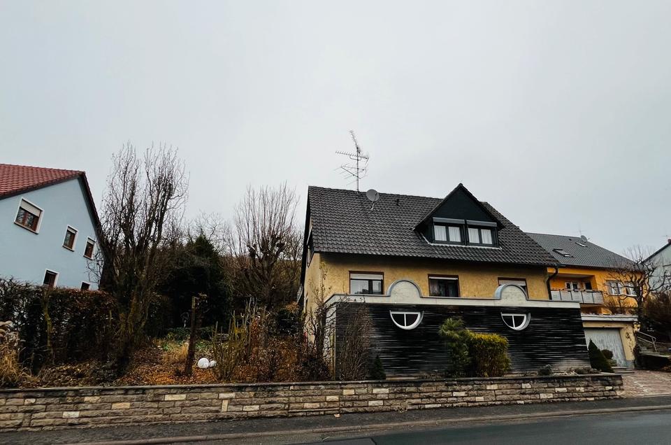 Thumbnail-Einfamilienhaus mit Einliegerwohnung und großen Garten