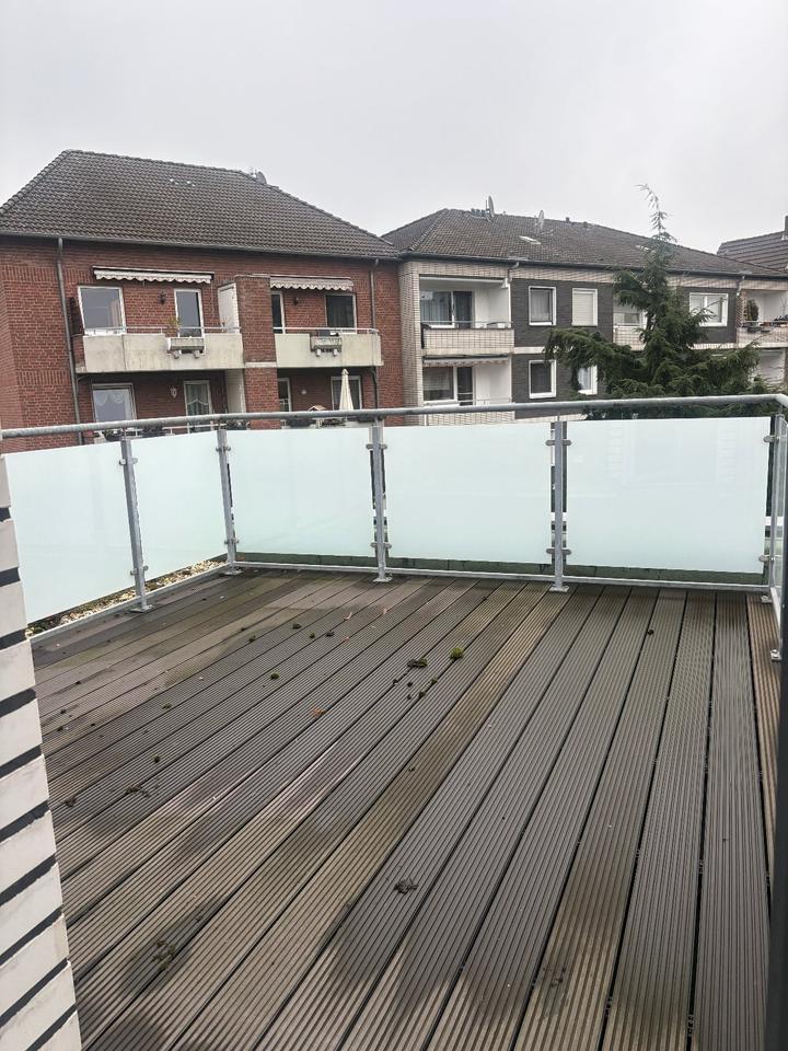 Thumbnail-Moderne Wohnung mit großer Terrasse- in Duisburg-Vierlinden!