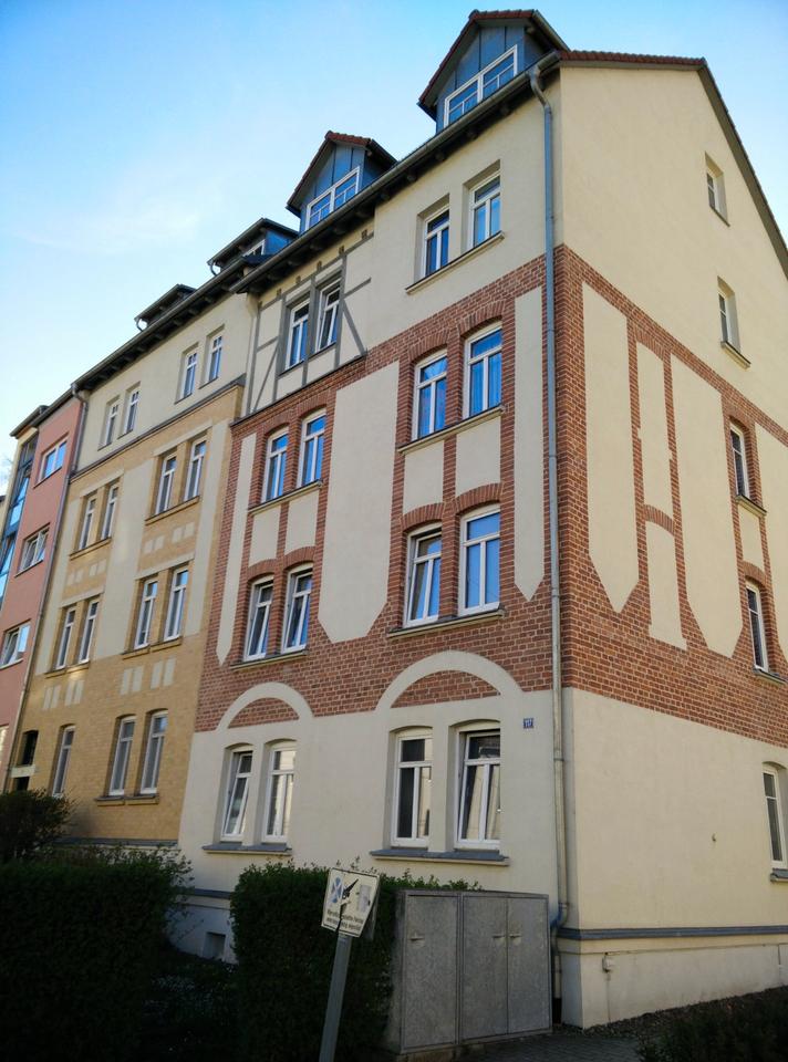 Thumbnail-Schöne Altbauwohnung mit Balkon, Garten und Stellplatz