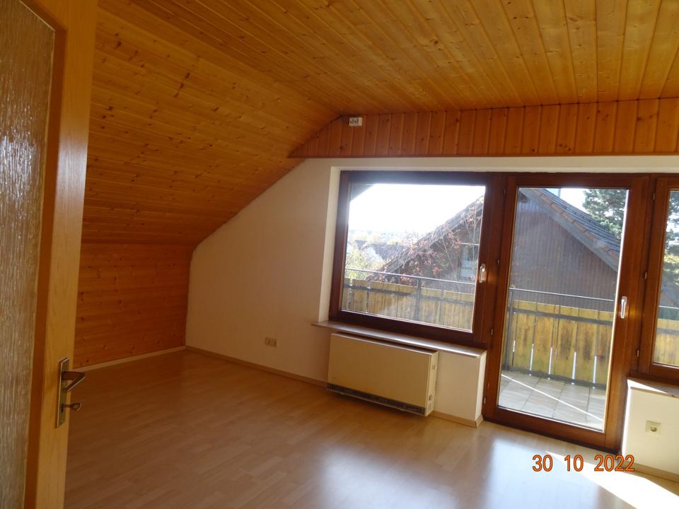 Thumbnail-2,5 Zi-Wohnung mit Wohnküche; Bad,WC; Abstellr.; Keller u. Stellp