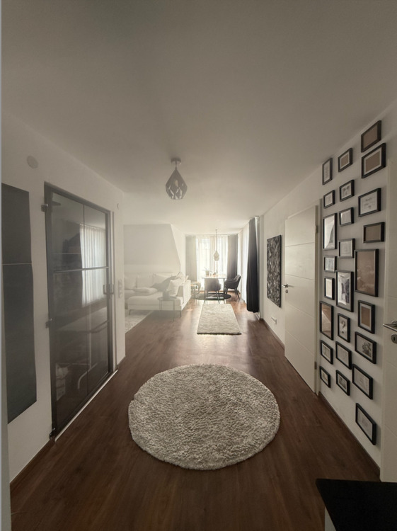 Thumbnail-3,5-Zimmer-Maisonette mit Einbauküche, Terrasse & Tiefgarage