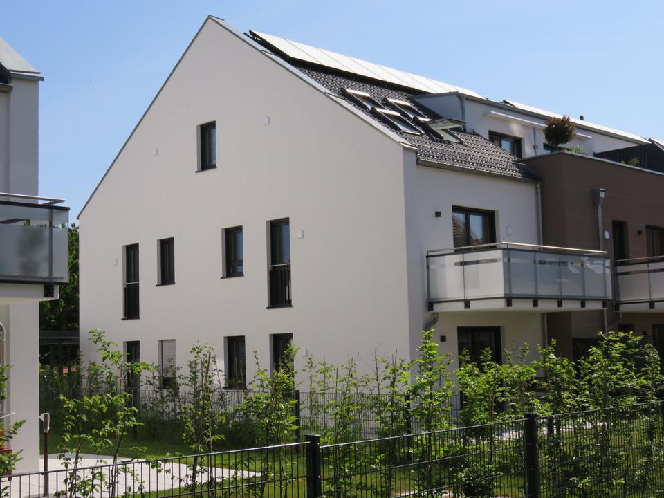 Thumbnail-Helle 3-Zimmer-Wohnung mit EBK und Balkon in ruhiger Lage