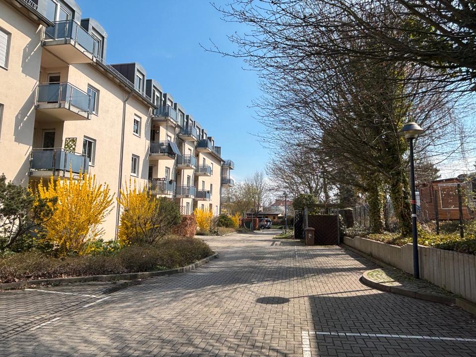 Thumbnail-Neu renovierte Balkonwohnung mit Einbauküche