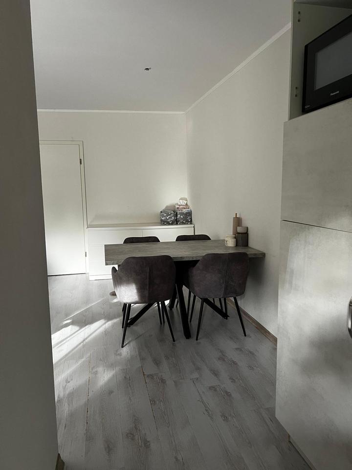 Thumbnail-Helle, modernisierte 1-Zimmer-Wohnung Köln Porz Urbachab sofort