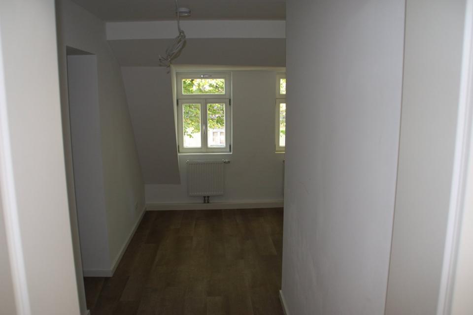 Thumbnail-Großzügige Dachgeschoßwohnung mit Galerie zu vermieten