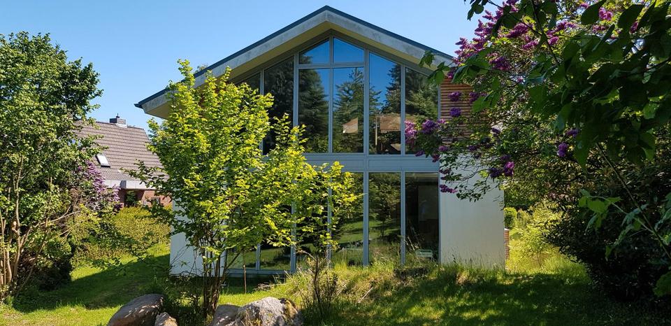 Thumbnail-Wohnhaus mit großem Garten in Mönkeberg bei Kiel (Provisionsfrei)