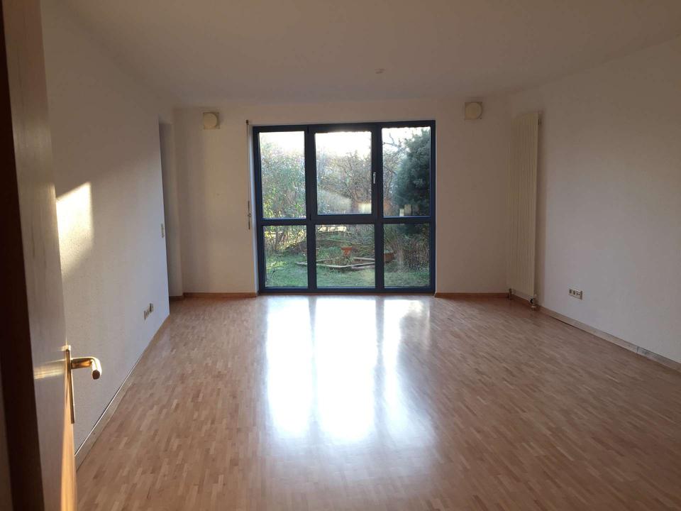 Thumbnail-Ruhige Terrassenwohnung im Grünen mit viel Tageslicht und Stellplatz in Düsseldorf