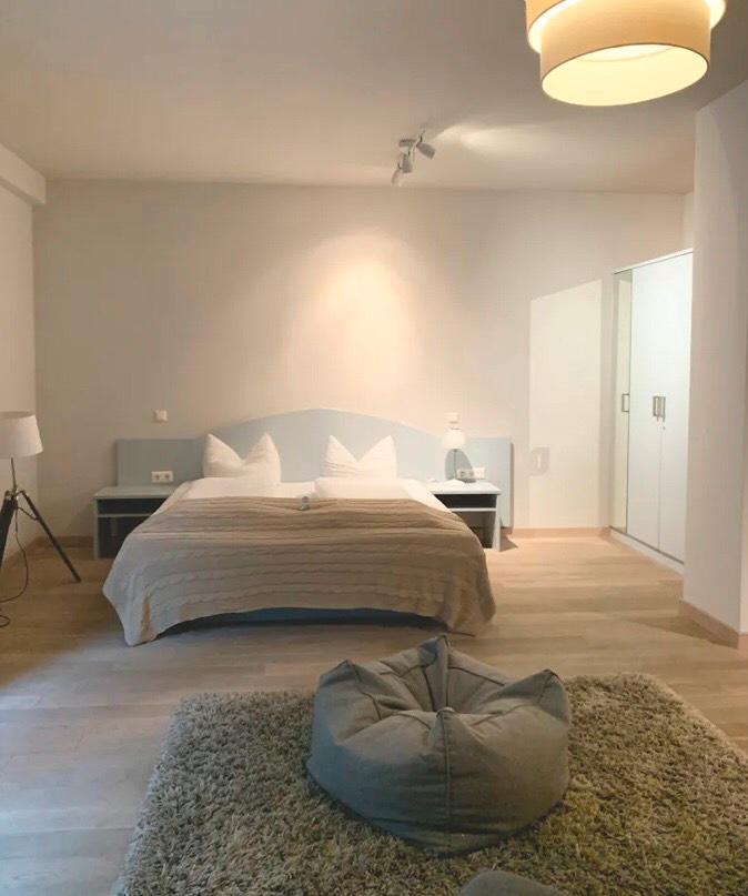 Thumbnail-Luxus Studio Merianplatz bis 7. November…opt. bis Ende Nov.