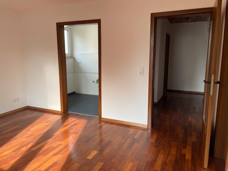 Thumbnail-3 Zimmer, 52 qm, neu renoviert, Nähe Harkortsee