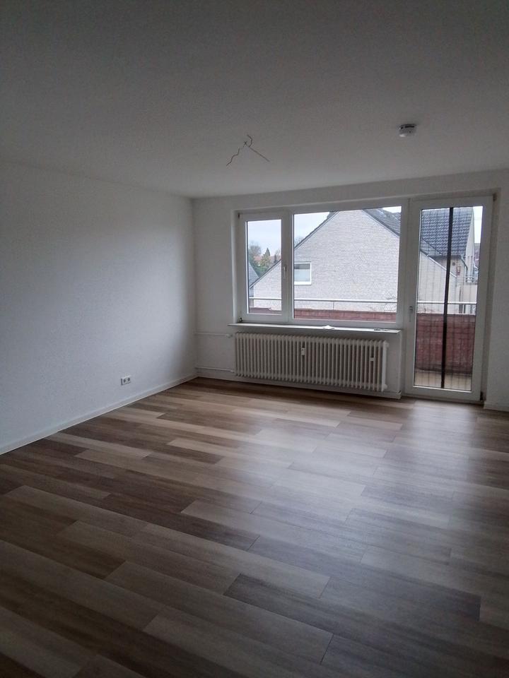 Thumbnail-Helle 2-Zimmer-Wohnung mit Balkon in Celle