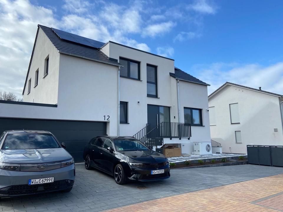 Thumbnail-Helle Souterrainwohnung Neubau Erstbezug Wärmepumpe Fußbodenheizung