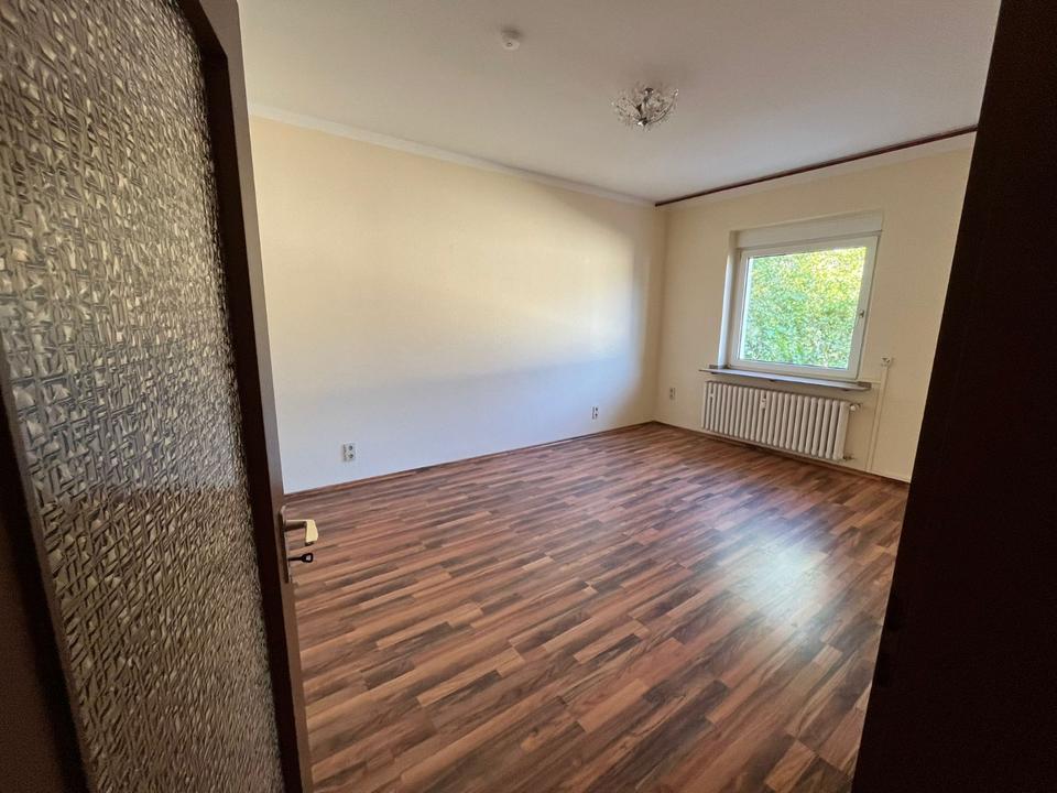 Thumbnail-Schöne 3 Zimmer Wohnung in DU-Rheinhausen, 2.OG mit Balkon
