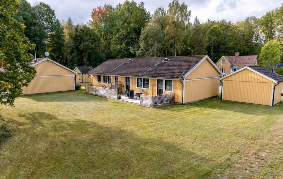 Thumbnail-Zwei Immobilien mit Doppelhäusern in Schweden zu verkaufen