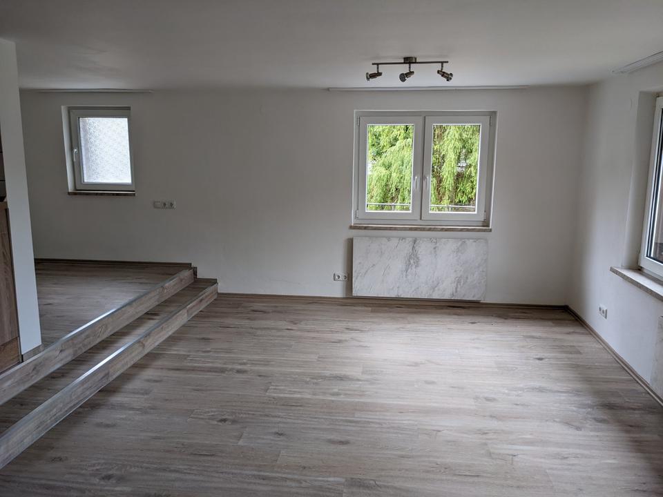Thumbnail-1 Zimmer Appartement mit Einbauküche - 2022 umfassend saniert
