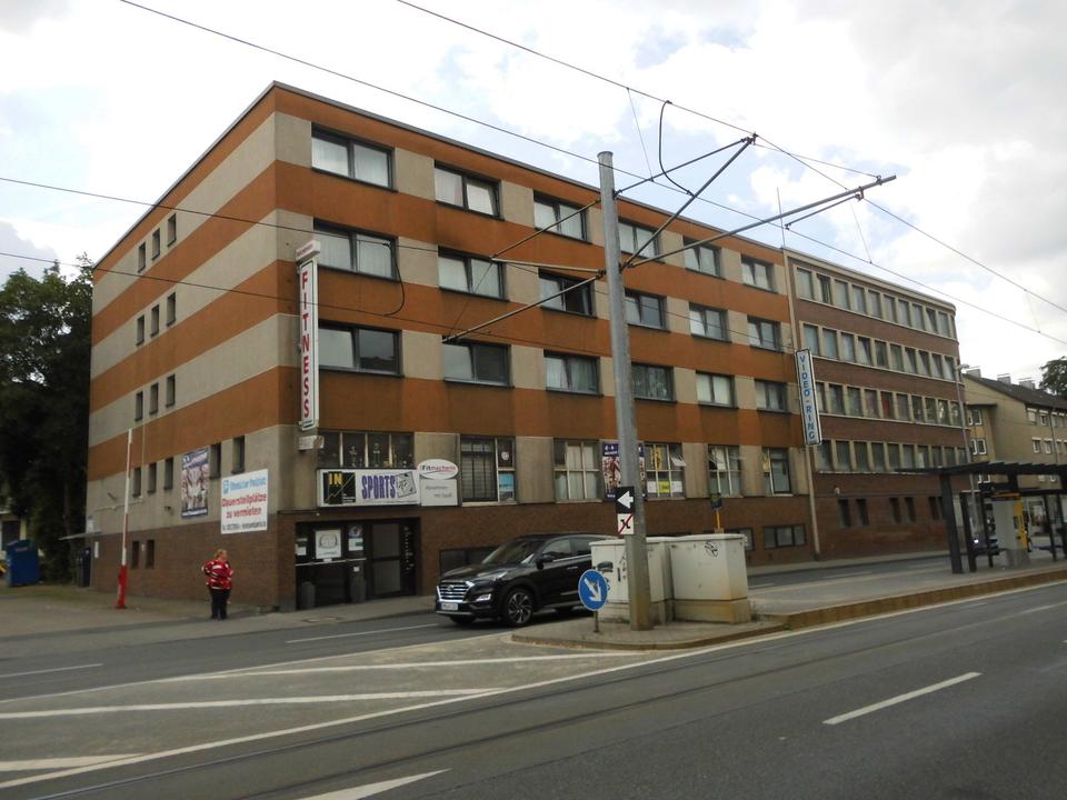 Thumbnail-HELLE WOHNUNG ZENTRUM-MÜLHEIM 88 m² für 45 PERSONEN