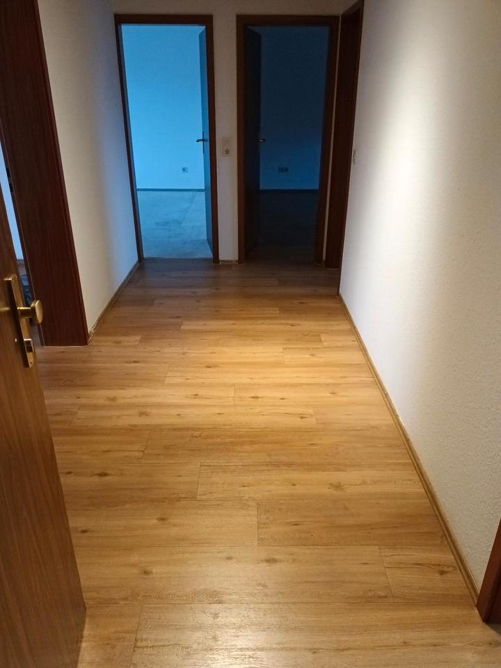 Thumbnail-3- Zimmer Wohnung mit Balkon, frisch renoviert