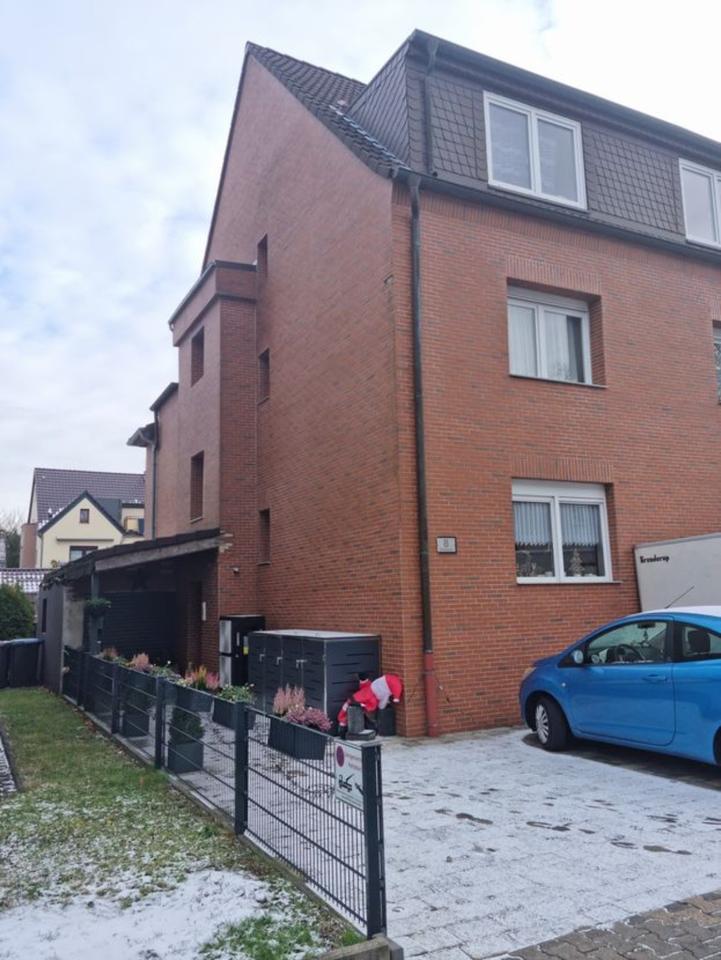 Thumbnail-Sanierte 3,5-Zimmer Maisonette Wohnung 2.OG GE- Ückendorf