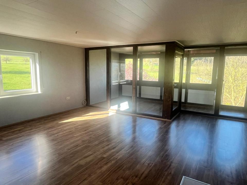 Thumbnail-Große Wohnung mit Balkon und Garten in Windeck zu vermieten