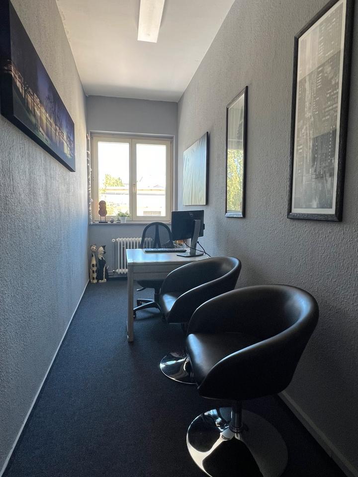 Thumbnail-Provisionsfreier Büro-Praxisraum mit All-Inclusive-Ausstattung