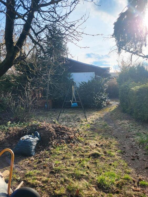 Thumbnail-Grundstück mit Laube und Garage am Butzer See