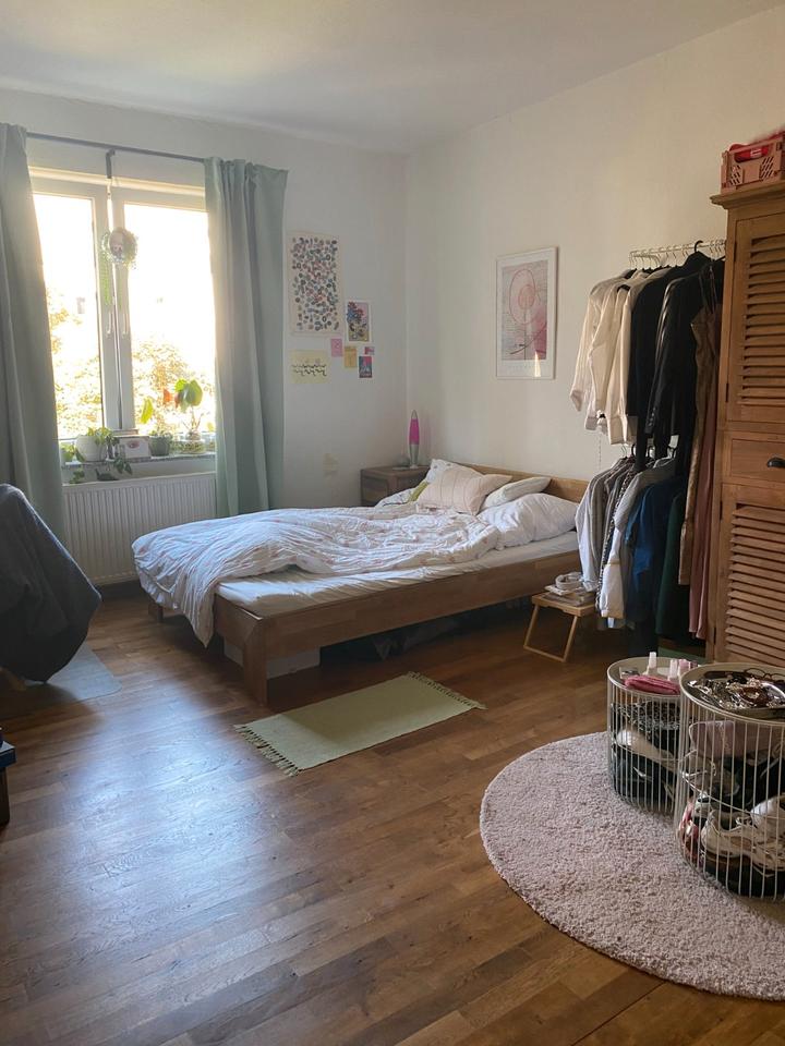 Thumbnail-AB SOFORT: Großes möbiliertes WG-Zimmer in Schöneweide