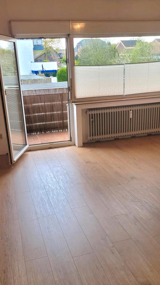 Thumbnail-Renovierte 2-Zimmer-Wohnung mit Südbalkon und offener Küche