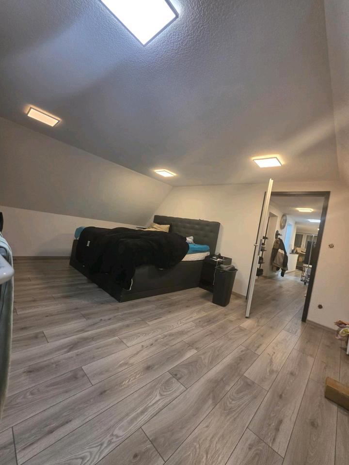 Thumbnail-2 Zimmer Dachgeschoss Wohnung mit Einbauküche