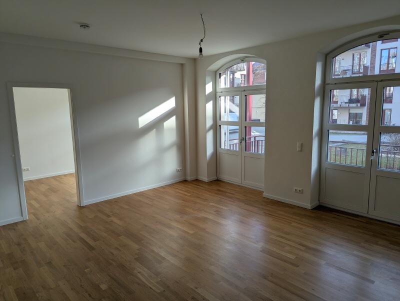 Thumbnail-Erstbezug mit EBK und Parkett: 2-Zi.-Wohnug im Hochparterre mit Balkon und Fußbodenheizung