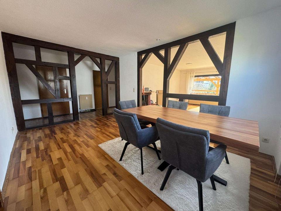 Thumbnail-3,5 Zimmer Wohnung mit Stellplatz, Garten und großer Terrasse - Möglichkeit der Anmietung des UG