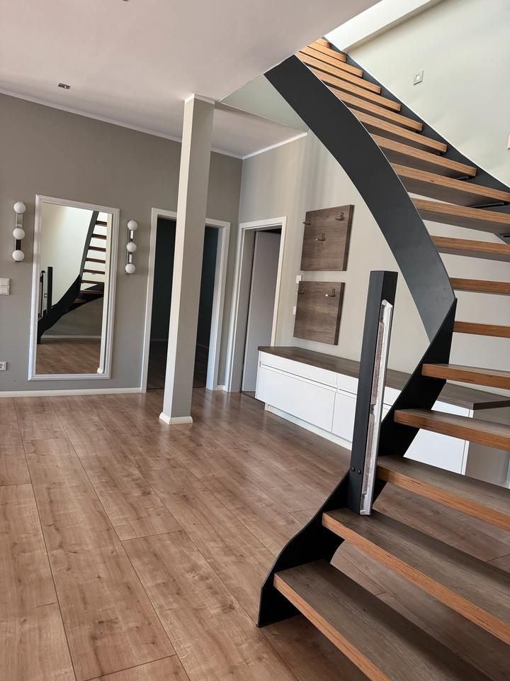 Thumbnail-Penthouse-Wohnung-Wohnen oder Gewerbe(BüroBeauty)