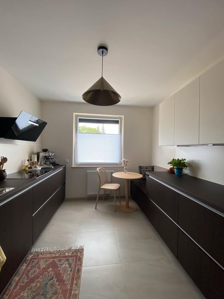 Thumbnail-3 Zimmer Wohnung Balkon EBK Garage mit Wallbox Garten
