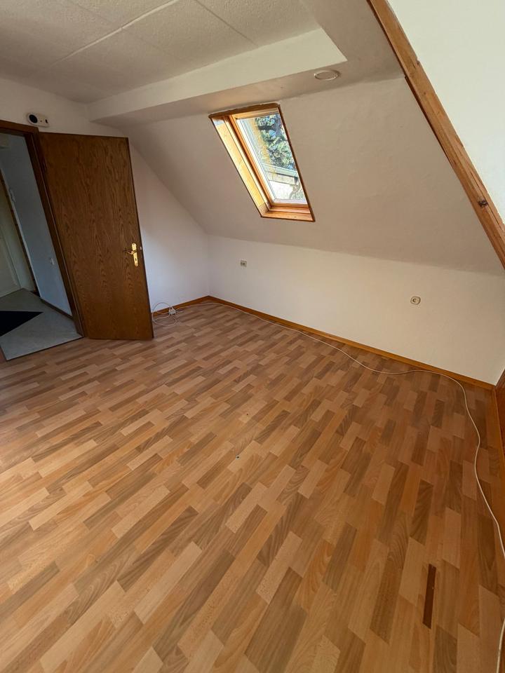 Thumbnail-2 Zimmer Mansardenwohnung, ideal für Studenten in Eppendorf