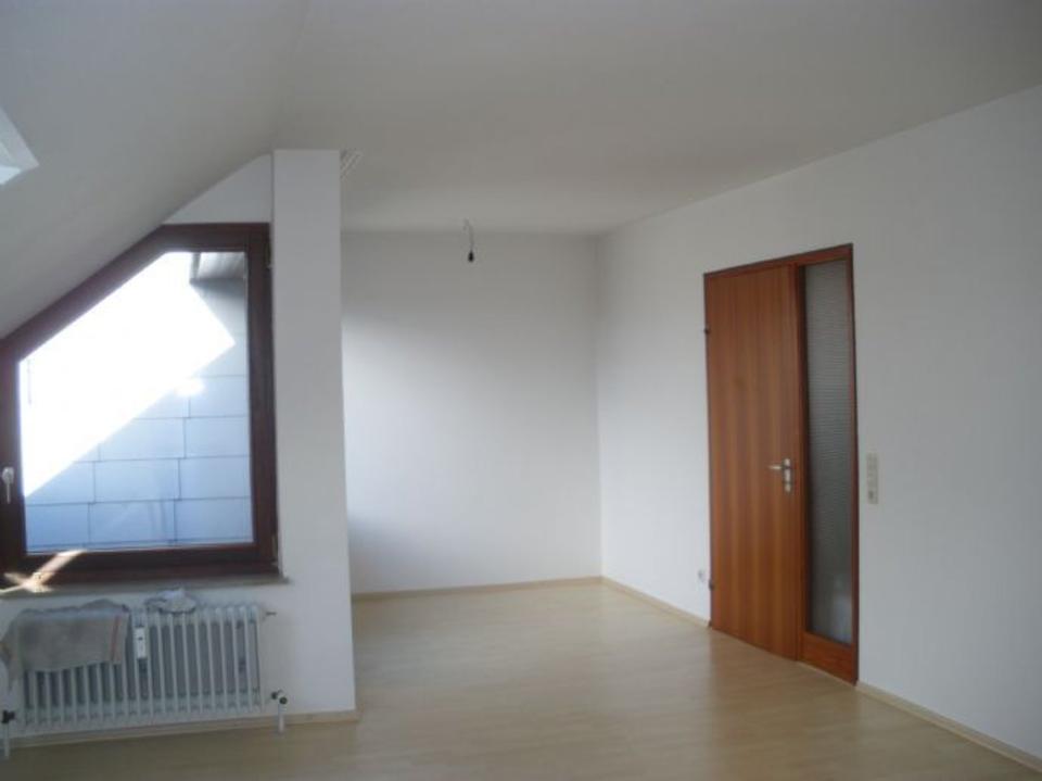 Thumbnail-FÜR NICHTRAUCHER! 2-Zimmer-DG-Whg in 71229 Leonberg-Halden