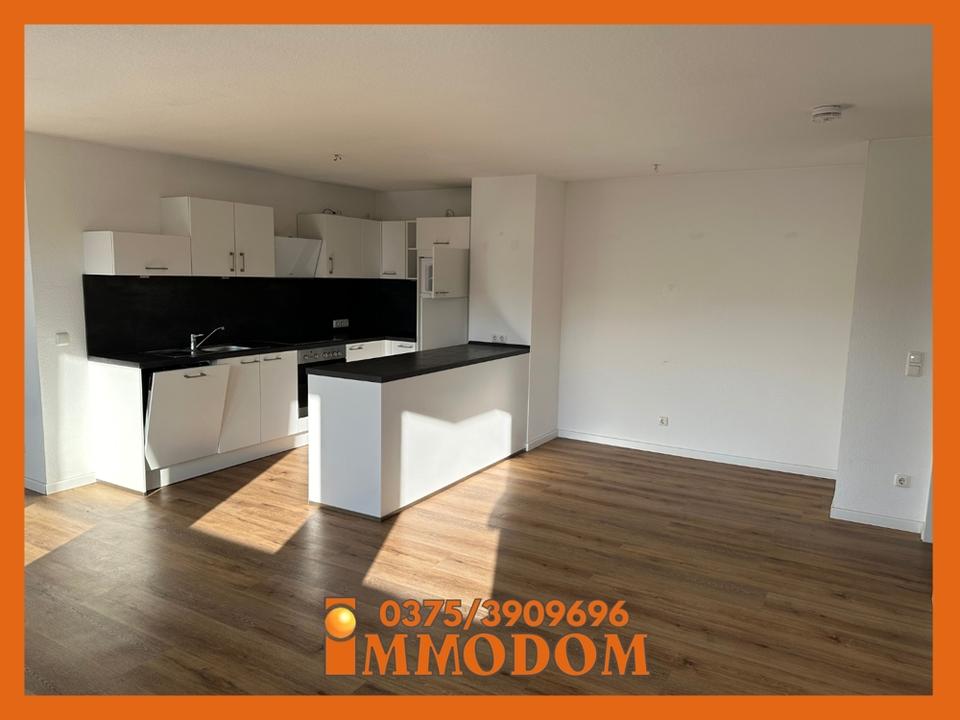 Thumbnail-2-Zimmer-Wohnung mit Einbauküche, Balkon und Personenaufzug mitten in Zwickau, zu vermieten!