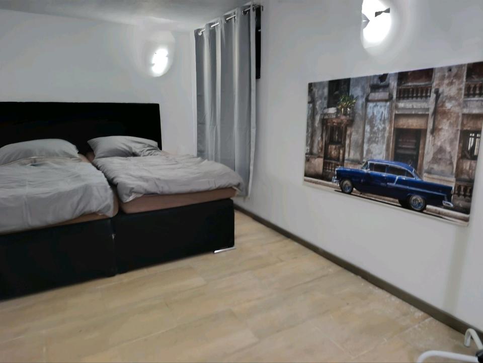 Thumbnail-möblierte 3 Zimmer Wohnung 100 qm