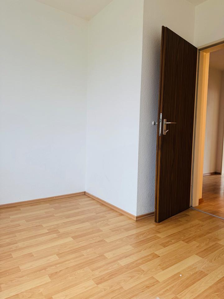 Thumbnail-2-ZKB Wohnung mit Balkon nahe Gellershagener Park