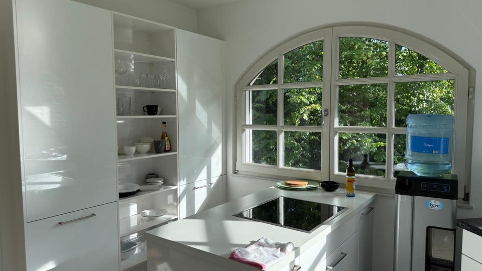 Thumbnail-Hardtwalt Penthouse Apartment