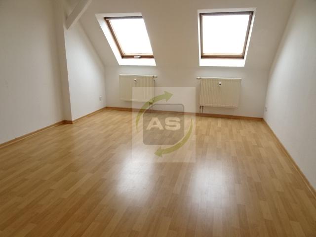 Thumbnail-Familienstart unterm Dach