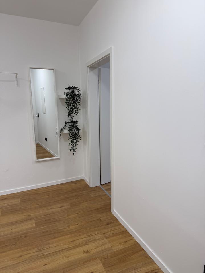 Thumbnail-3-Zimmer Wohnung, Voll Möbiliert, Stadtplatz Lage!