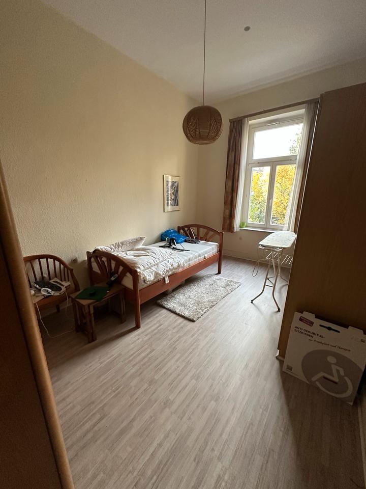 Thumbnail-Möbliertes WG Zimmer in Pempelfort zu vermieten