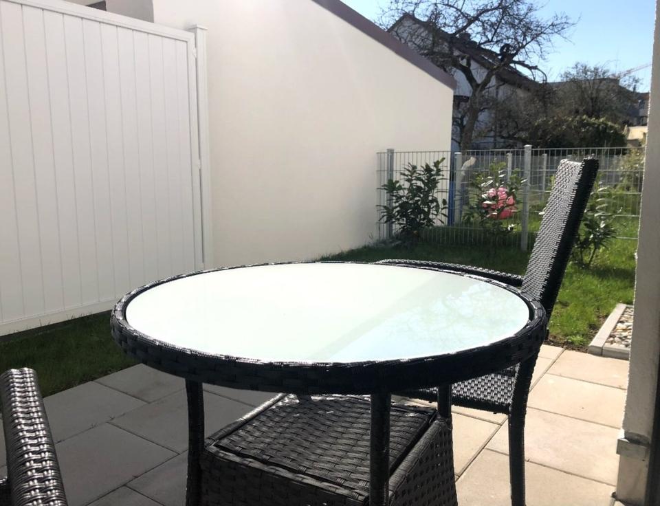 Thumbnail-TOP Lage 3 Zimmer EG Wohnung vollständig möbliert inkl. TG