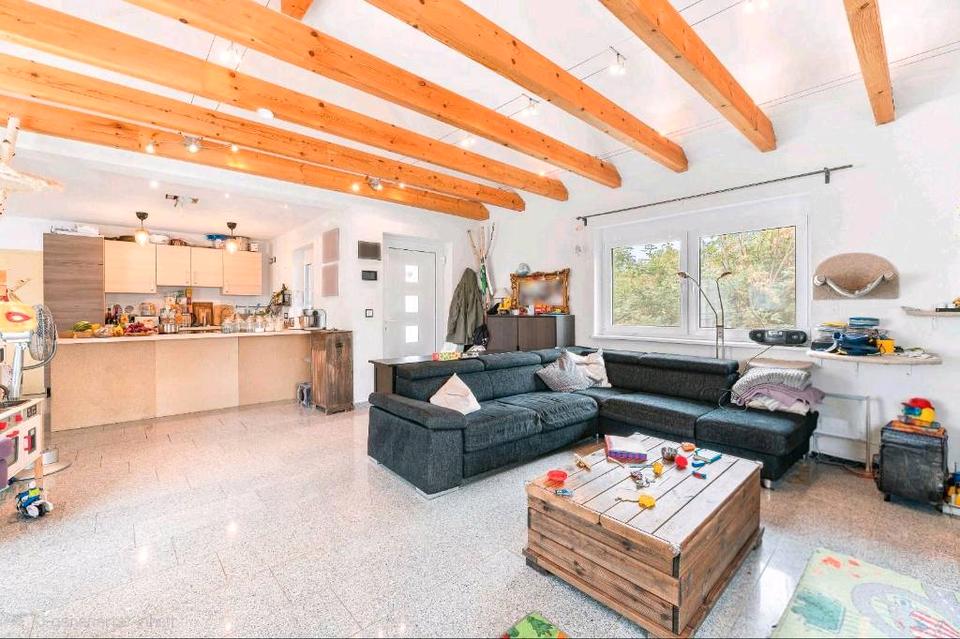 Thumbnail-Vermietete 104 m² Wohnung – großer Wohn-Essbereich