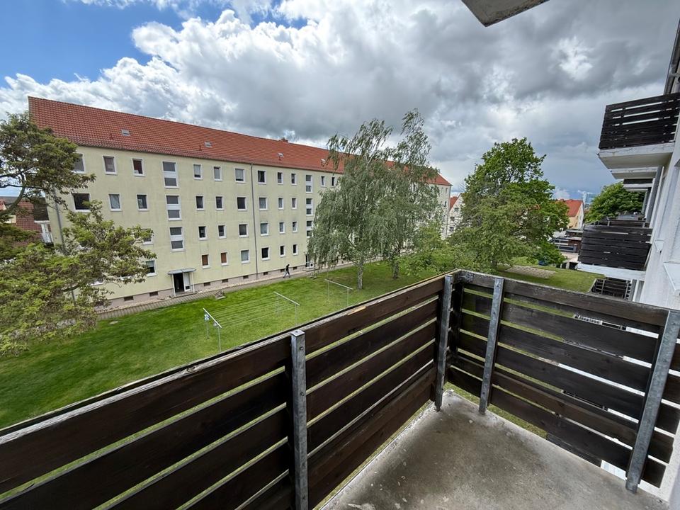 Thumbnail-Helle 3-Zimmer-Wohnung mit Balkon und Küche | 59 m² | ruhige Lage
